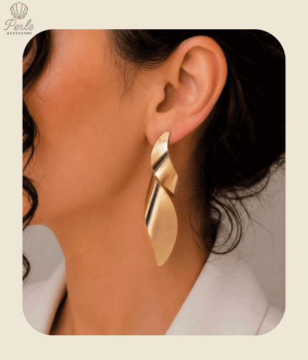 گوشواره اورسایز طلایی